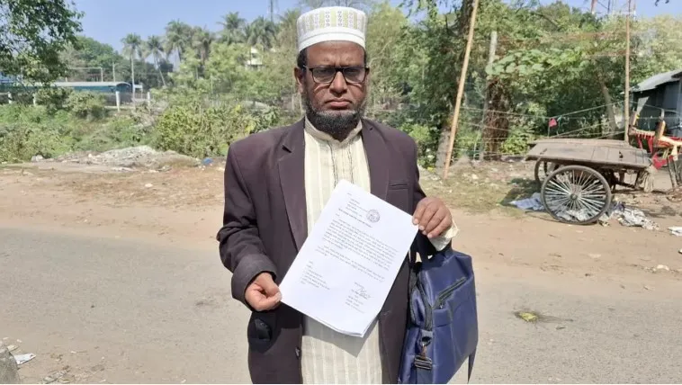 পোস্টার ছাপাতে না পেরে প্রধান উপদেষ্টার সহযোগিতা চাইলেন প্রার্থী